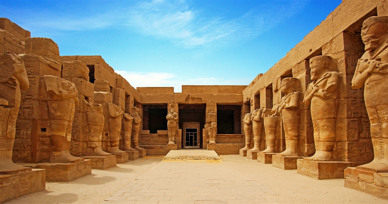 AncientruinsofKarnaktempleinLuxor.Egypt_1017481156.jpg