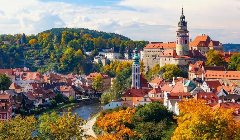 Τα διαμάντια της Κεντρικής Ευρώπης: Βιέννη, Πράγα, Κάρλοβυ Βάρυ, Μπρατισλάβα, Τσέσκυ Κρούμλοβ | Μάιος – Νοέμβριος 2024
